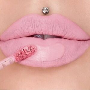 Oh My God- Velour Liquid Lipstick- Jeffree Star x Shane Dawson Collection